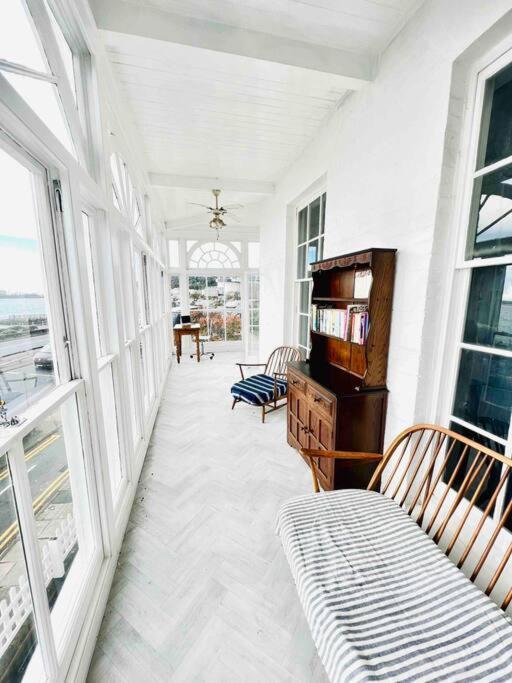 Flat 4 Marine Parade House, 1 East Cliff- Next To Dover Port, White Cliffs, Beach, Castle Екстериор снимка