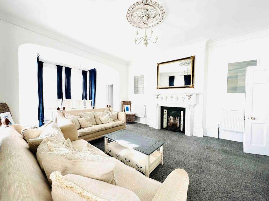 Flat 4 Marine Parade House, 1 East Cliff- Next To Dover Port, White Cliffs, Beach, Castle Екстериор снимка