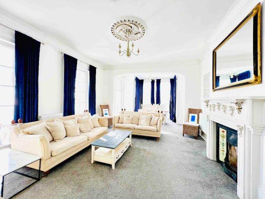 Flat 4 Marine Parade House, 1 East Cliff- Next To Dover Port, White Cliffs, Beach, Castle Екстериор снимка