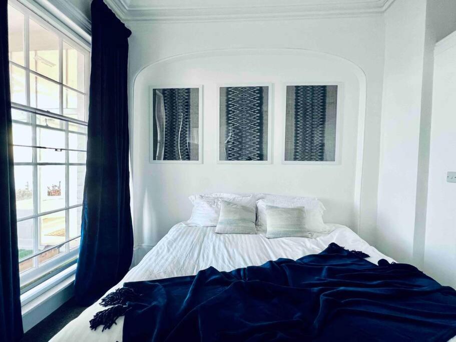Flat 4 Marine Parade House, 1 East Cliff- Next To Dover Port, White Cliffs, Beach, Castle Екстериор снимка